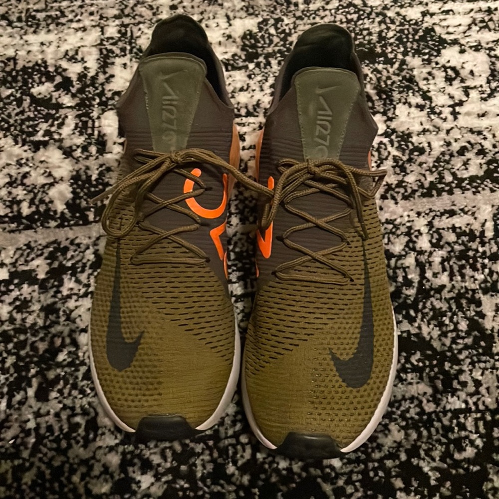 Air Max 270